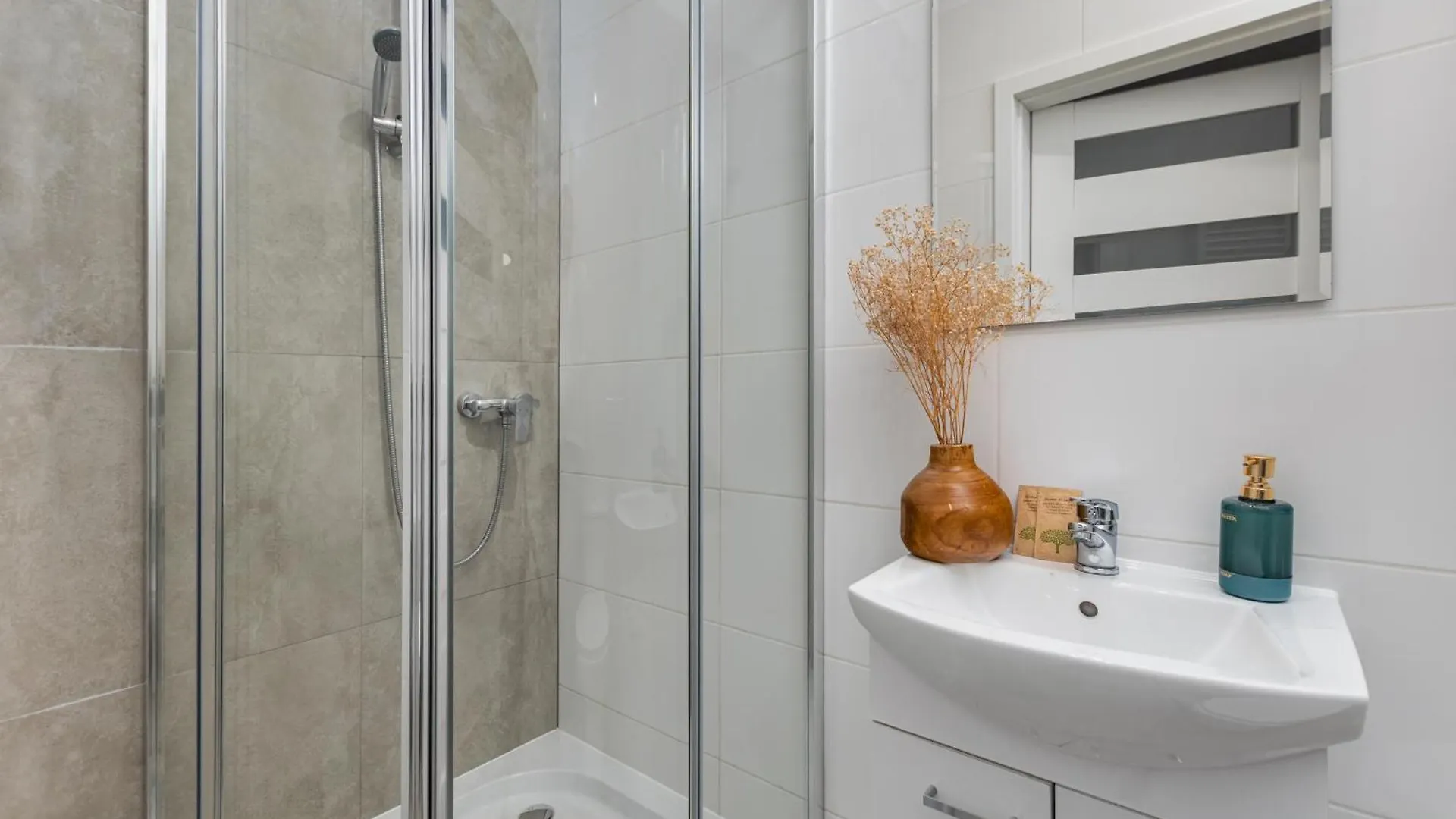 Hostel Coco Varşova Polonya