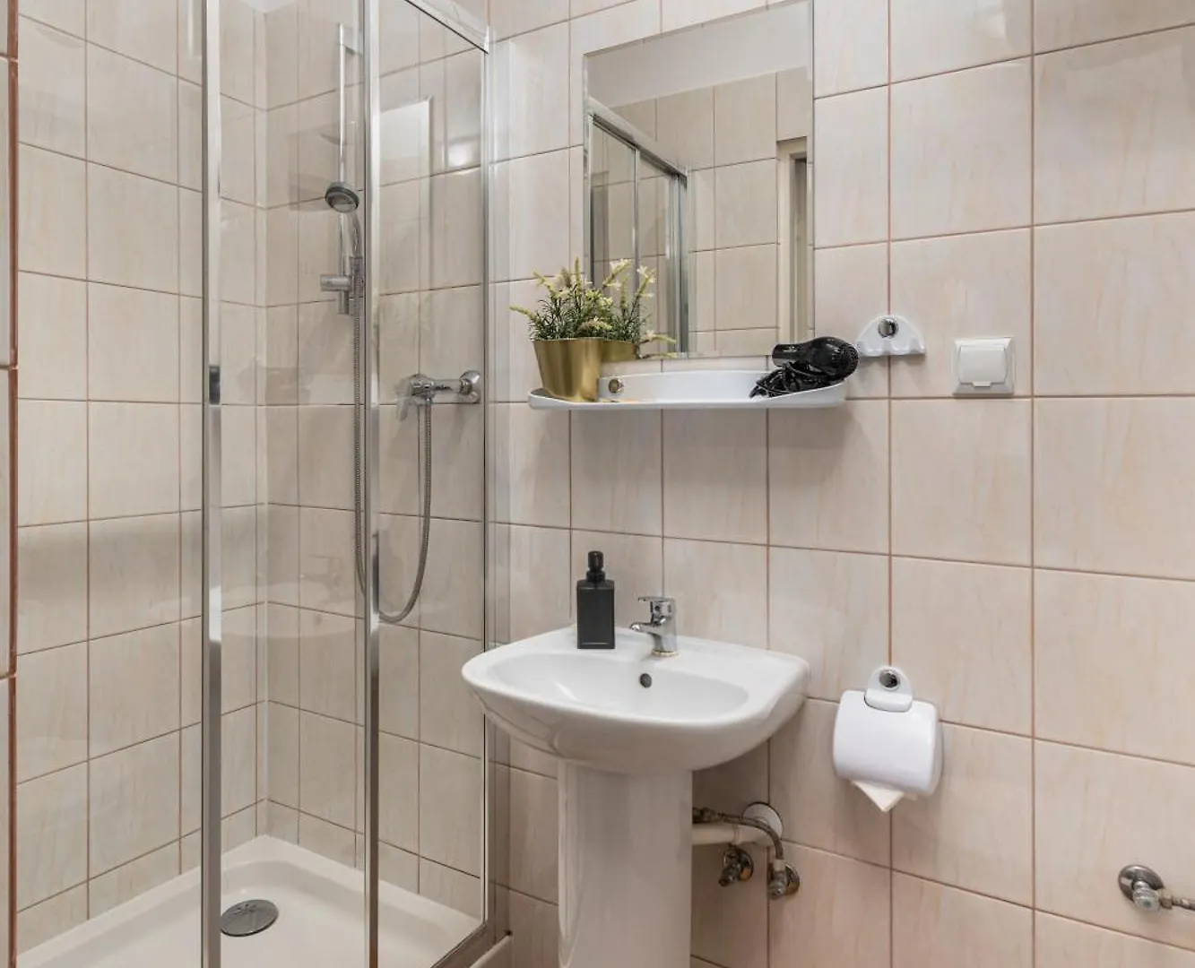 Hostel Coco Varşova 0*,