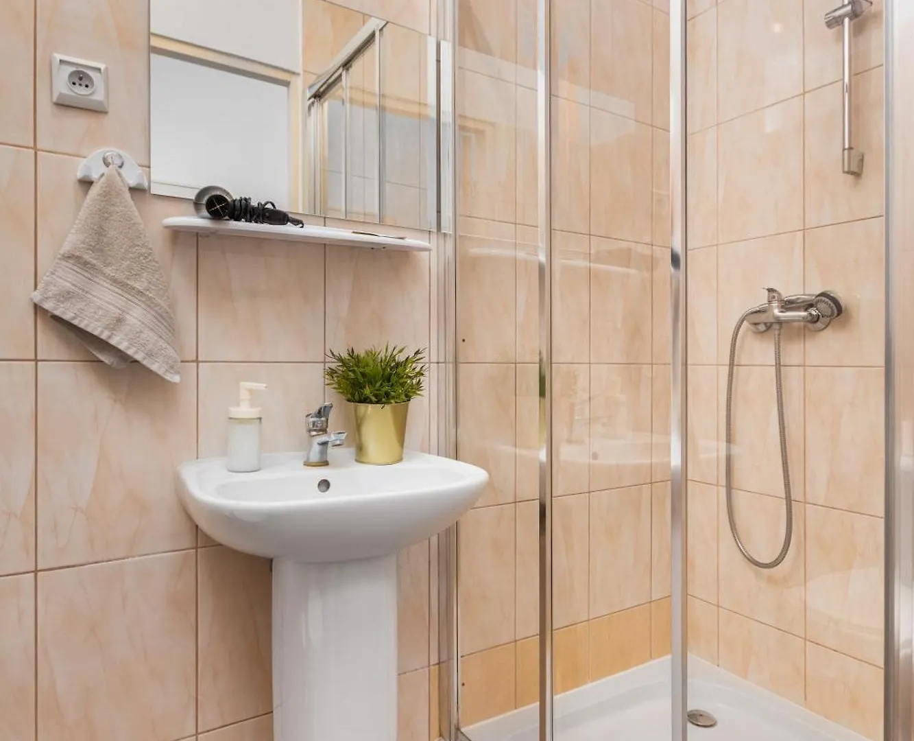 Hostel Coco Varşova 0*,